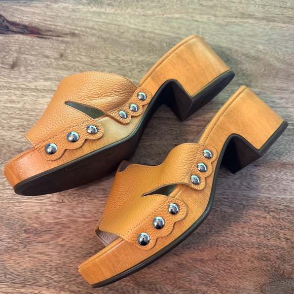 NEW Wonders Wild Mango Platform Slide size 39/9 - Picture 9 of 13